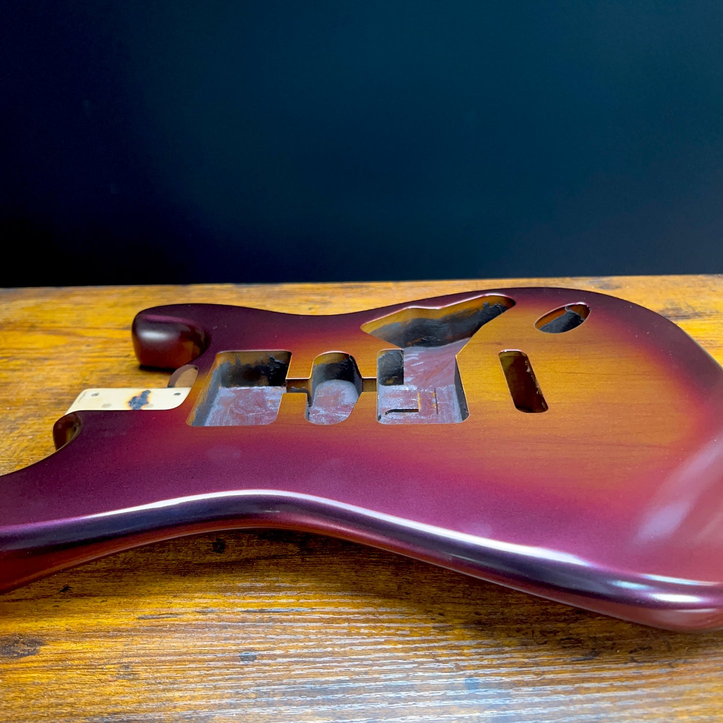 Warmtone Custom Guitars Strat Guitar Body “Colorshift Sunburst” B Stock