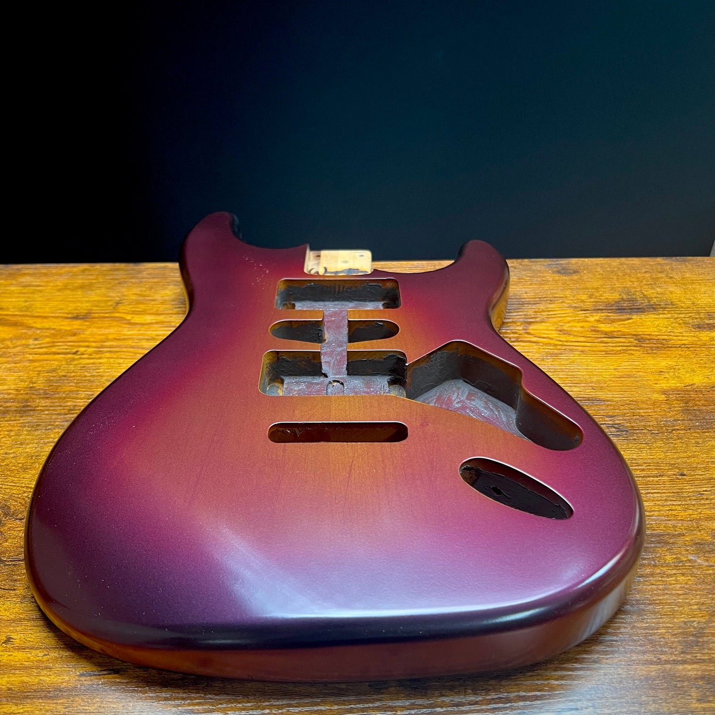 Warmtone Custom Guitars Strat Guitar Body “Colorshift Sunburst” B Stock