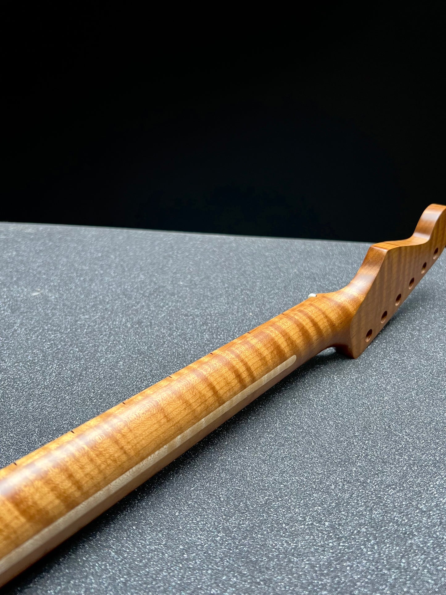5a Roasted Flamed Maple St Style Neck #10 C Shape Satin 9.5 Radius