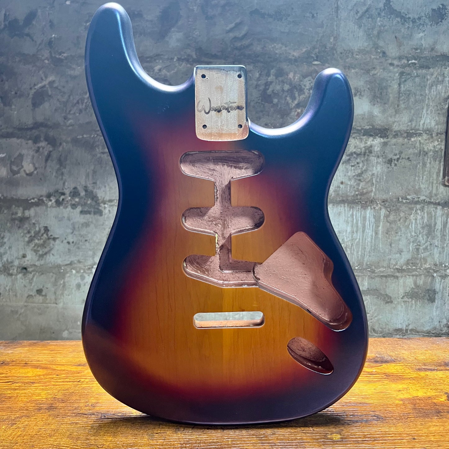 Warmtone Custom Guitars Strat Guitar Body “Colorshift Sunburst”