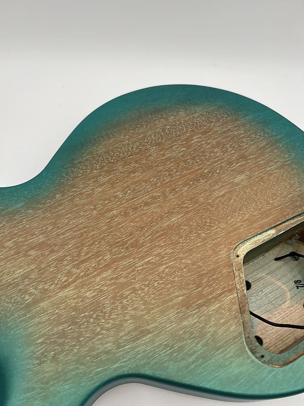 Warmoth Regal Custom 7a Quilt Maple Mahogany Back