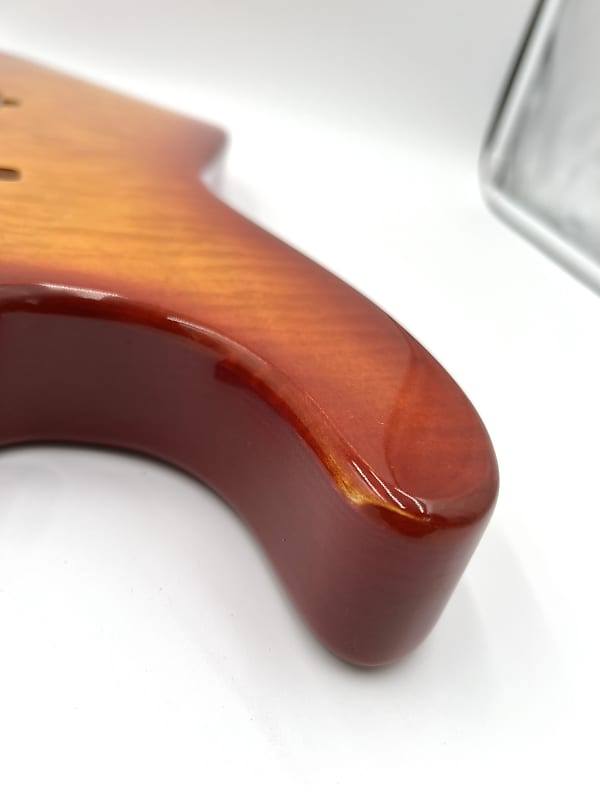 Warmtone Custom Guitars “Golden Burst”