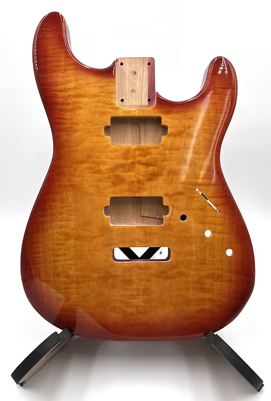 Warmtone Custom Guitars “Golden Burst”