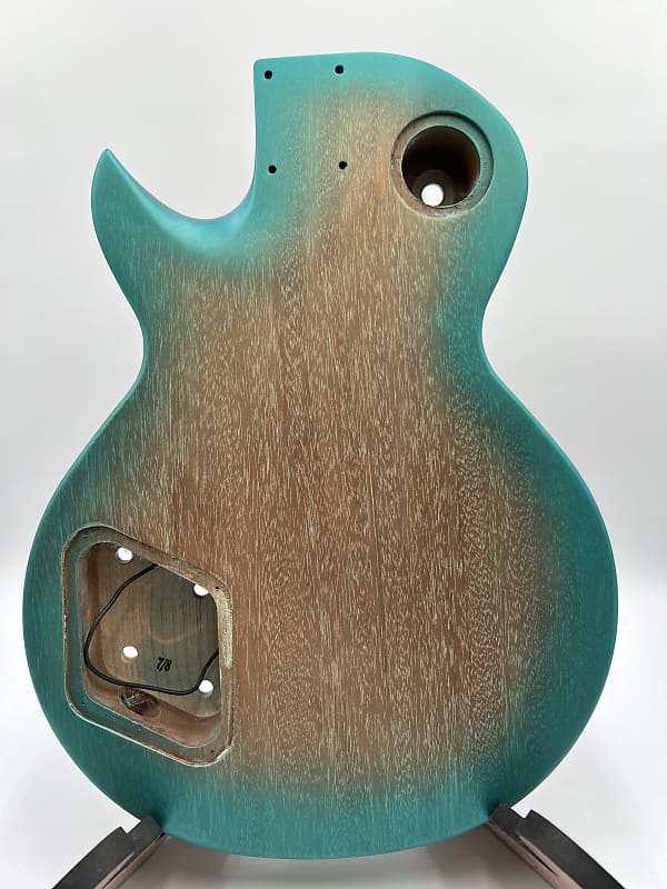 Warmoth Regal Custom 7a Quilt Maple Mahogany Back