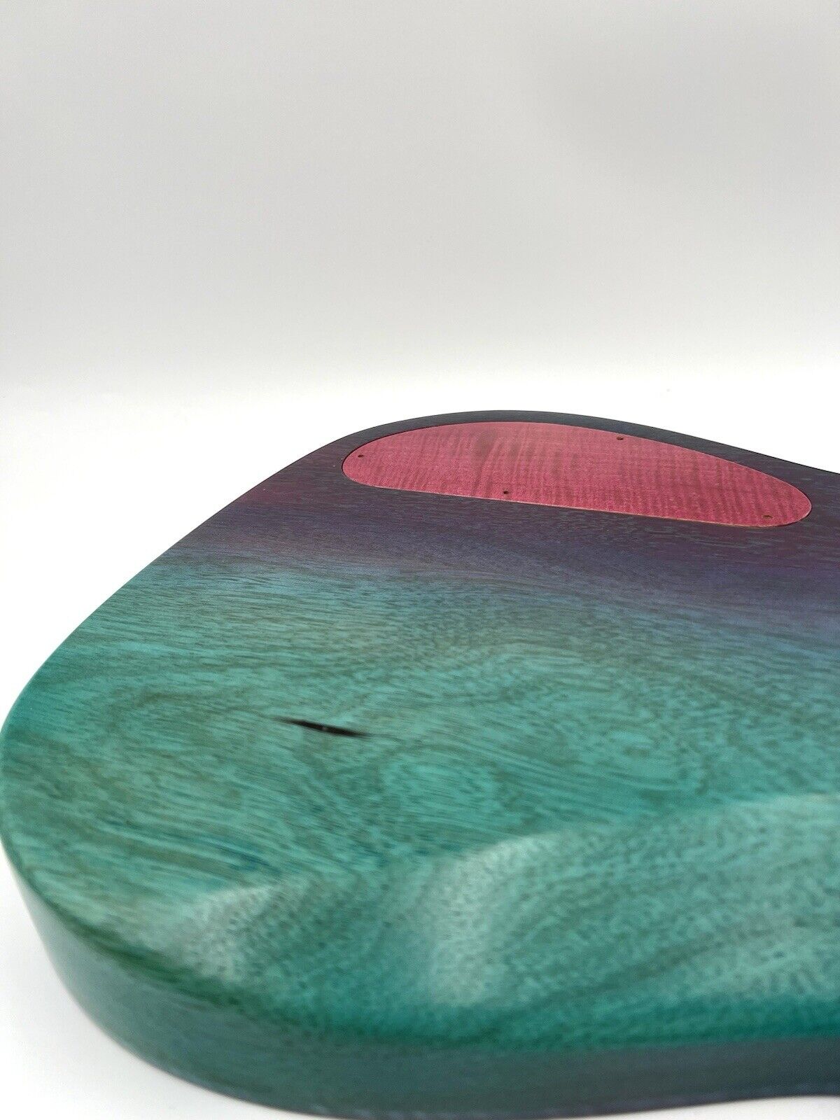 Warmtone Custom Guitars “Colorful Ocean” White Korina Back Flamed Maple