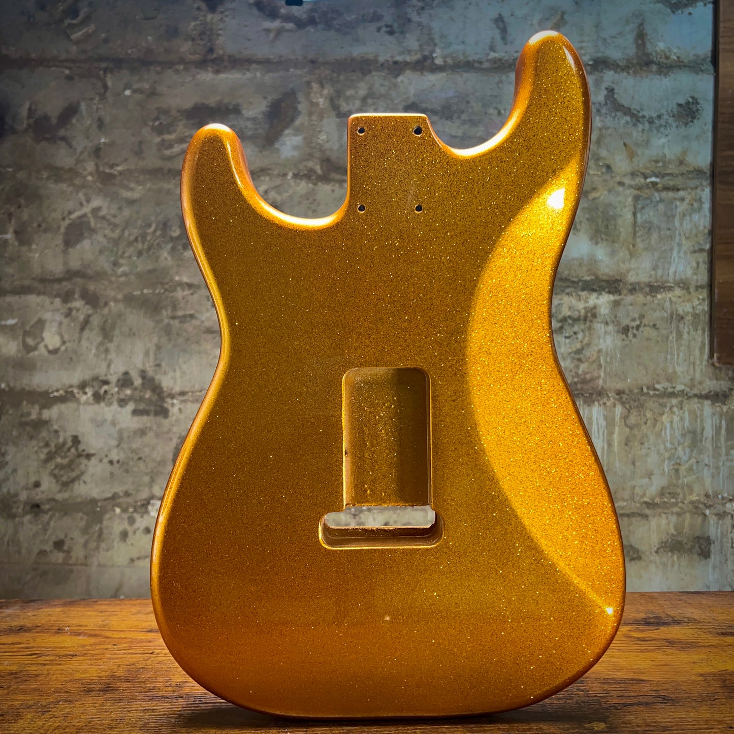Warmtone CG Strat Guitar Body “Crazy Gold Sparkle”