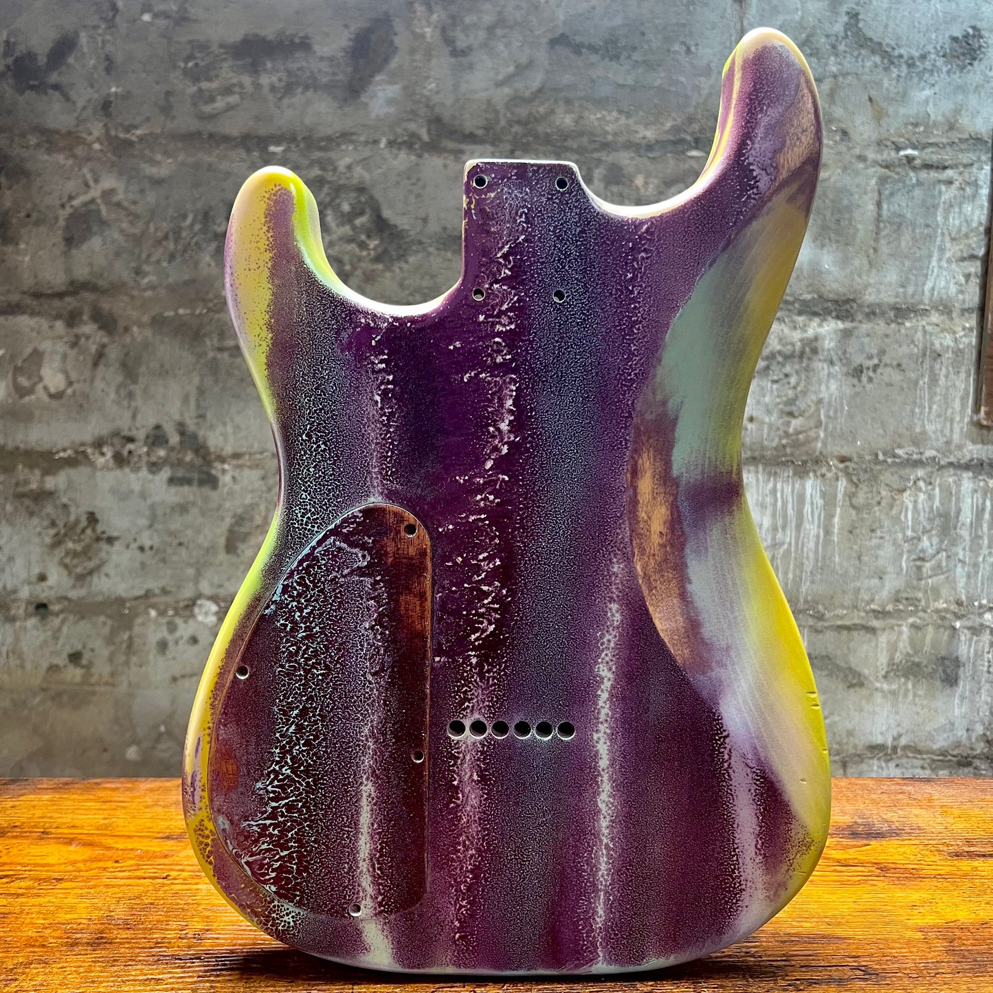Warmtone Custom Guitars Strat Guitar Body Relic "Purple Stone” Nitro