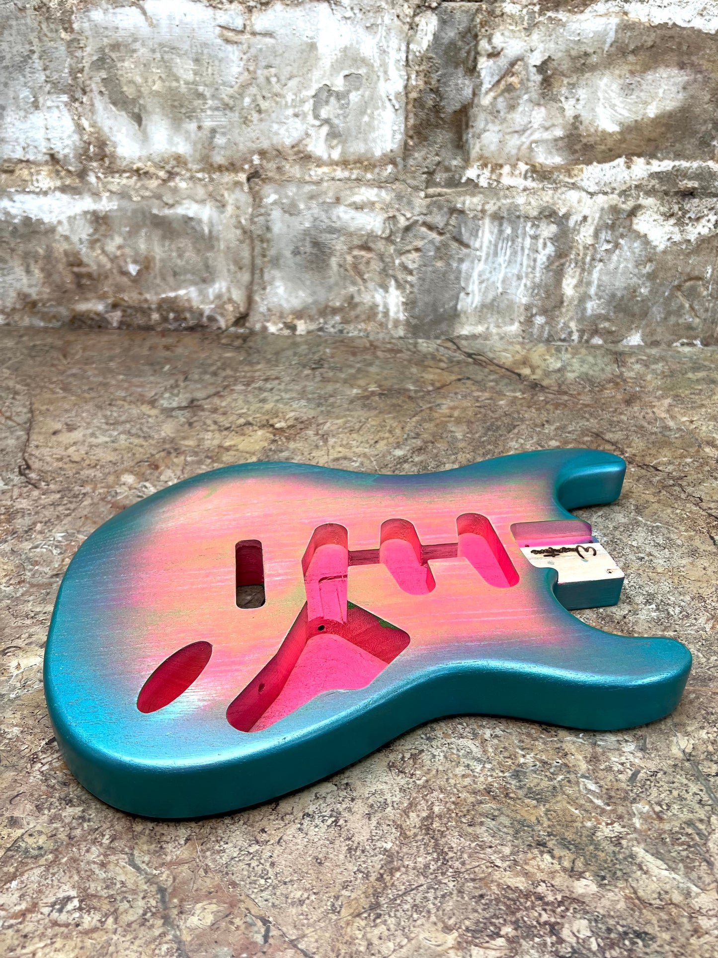 Warmtone Custom Guitars Strat Style Guitar Body Relic “Pink Burst”