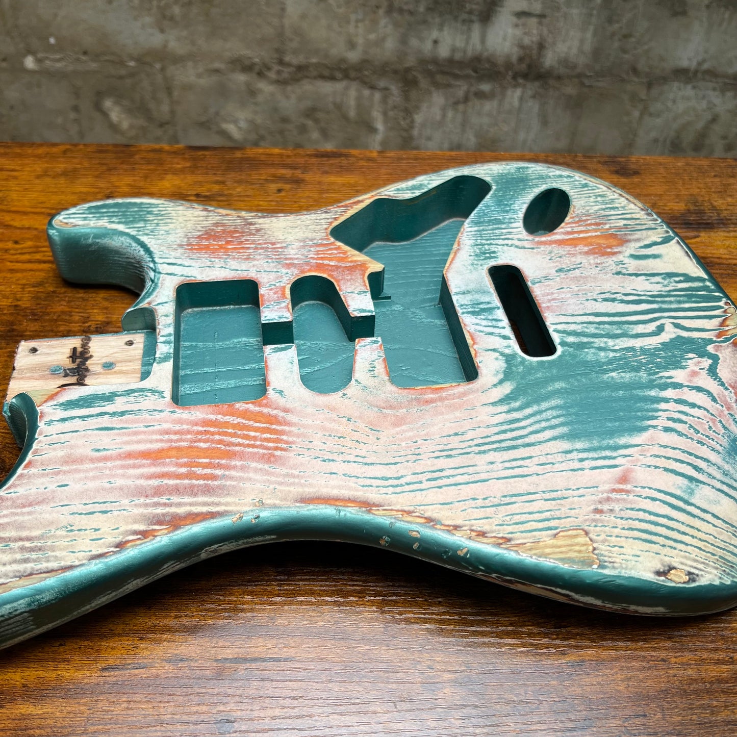 Warmtone CG HSH Strat Style Guitar Body Relic "Tiger Ash” Nitro 4.8lbs
