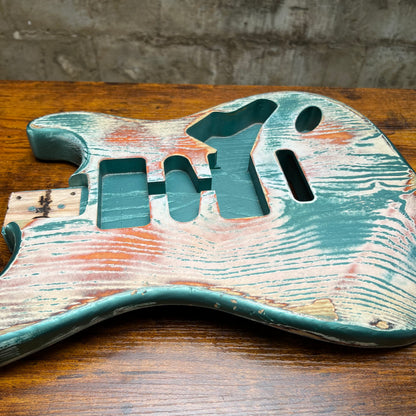 Warmtone CG HSH Strat Style Guitar Body Relic "Tiger Ash” Nitro 4.8lbs
