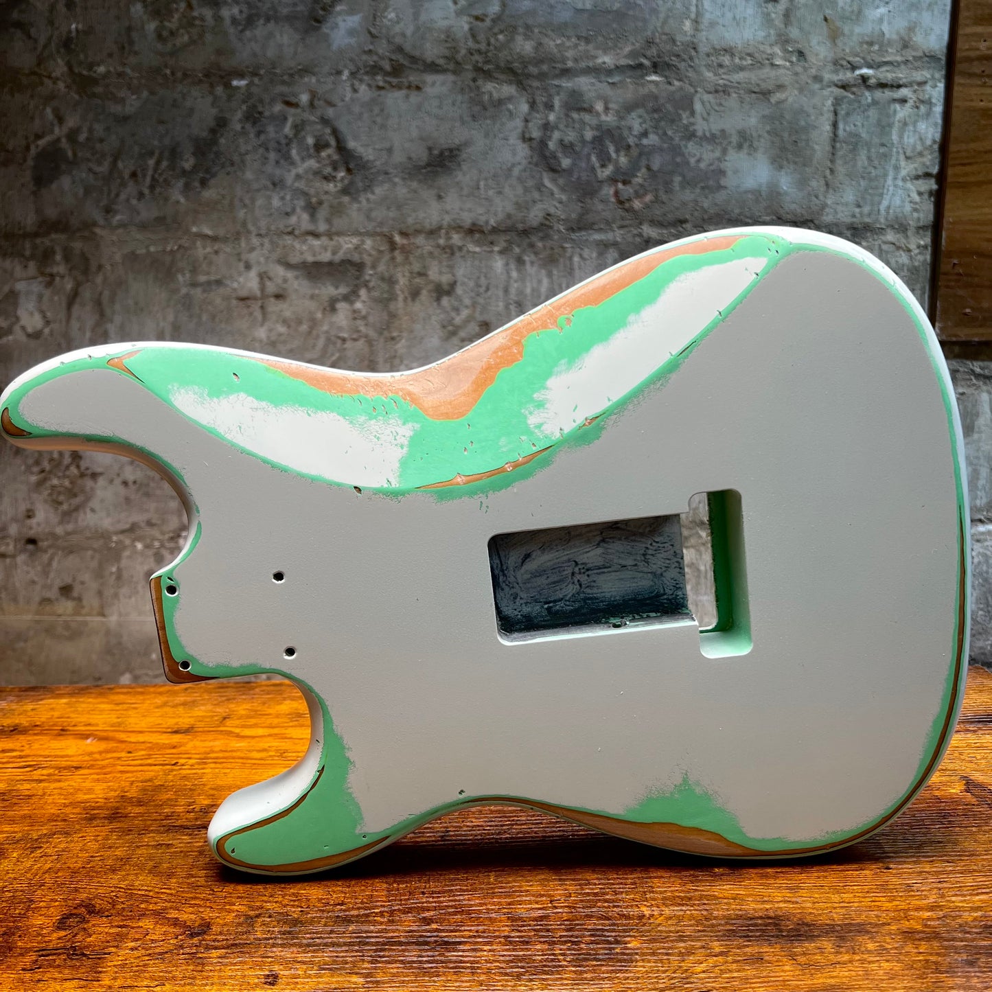 Warmtone Custom Guitars Strat Guitar Body “Design Relic” Nitro