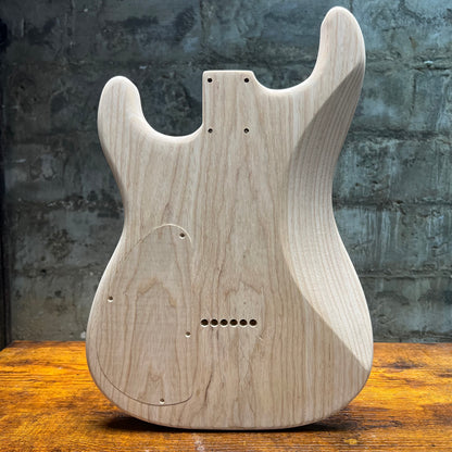 1 Piece Swamp Ash SSS Strat Style Guitar Body Backroute Unfinished 4.3lbs