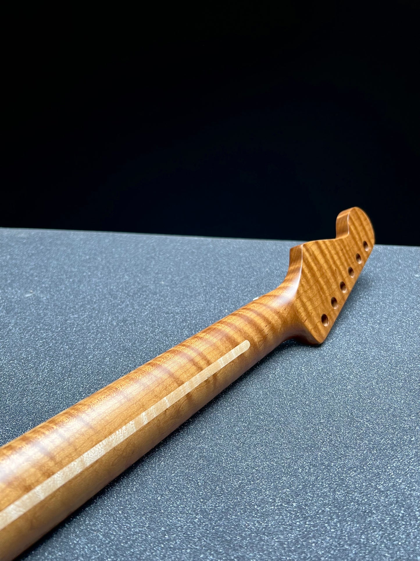 5a Roasted Flamed Maple St Style Neck #10 C Shape Satin 9.5 Radius