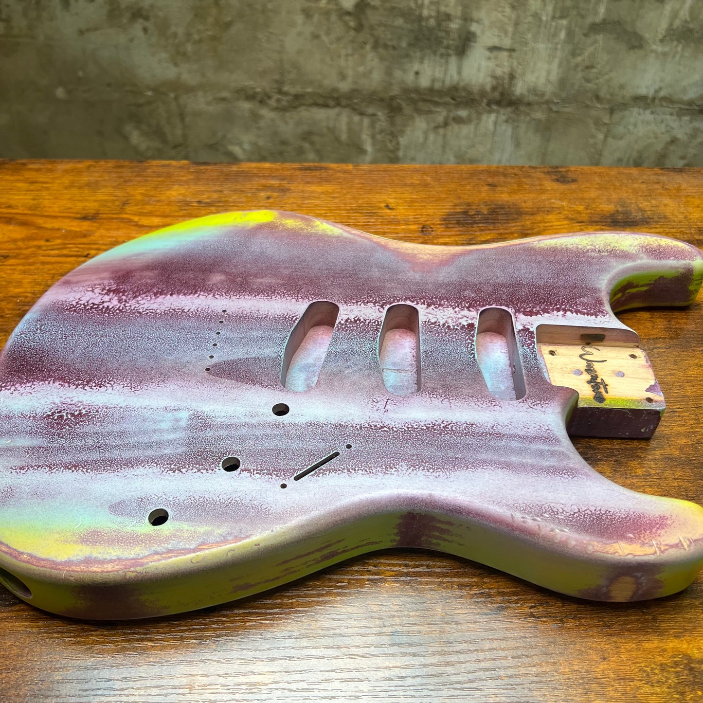 Warmtone Custom Guitars Strat Guitar Body Relic "Purple Stone” Nitro