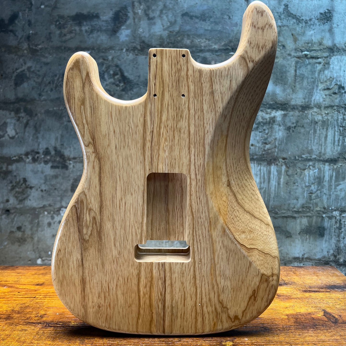 Warmtone CG St Style Guitar Body 2 Pc Swamp Ash “Natural” 4.3lbs B-Stock
