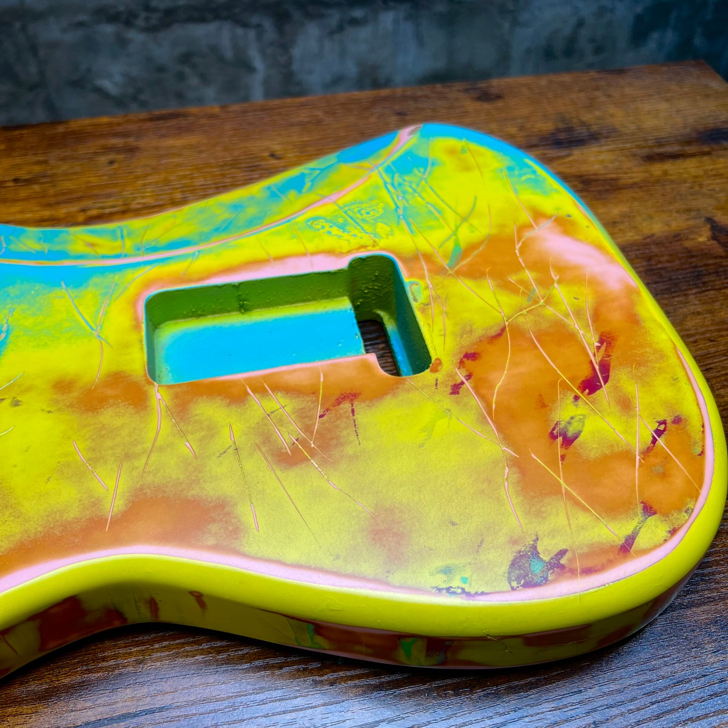 Warmtone CG Strat Style Guitar Body Relic "Surfer” Nitro 4.2lbs