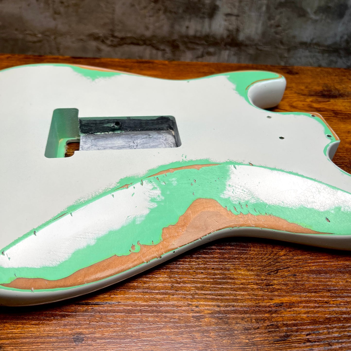 Warmtone Custom Guitars Strat Guitar Body “Design Relic” Nitro