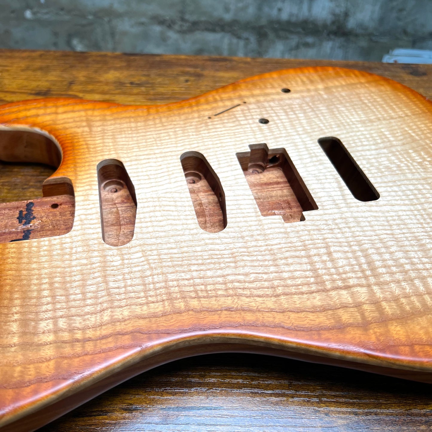 Warmtone CG Hss Strat Style Guitar Body Flamed Maple “Sunset” 3.7lbs