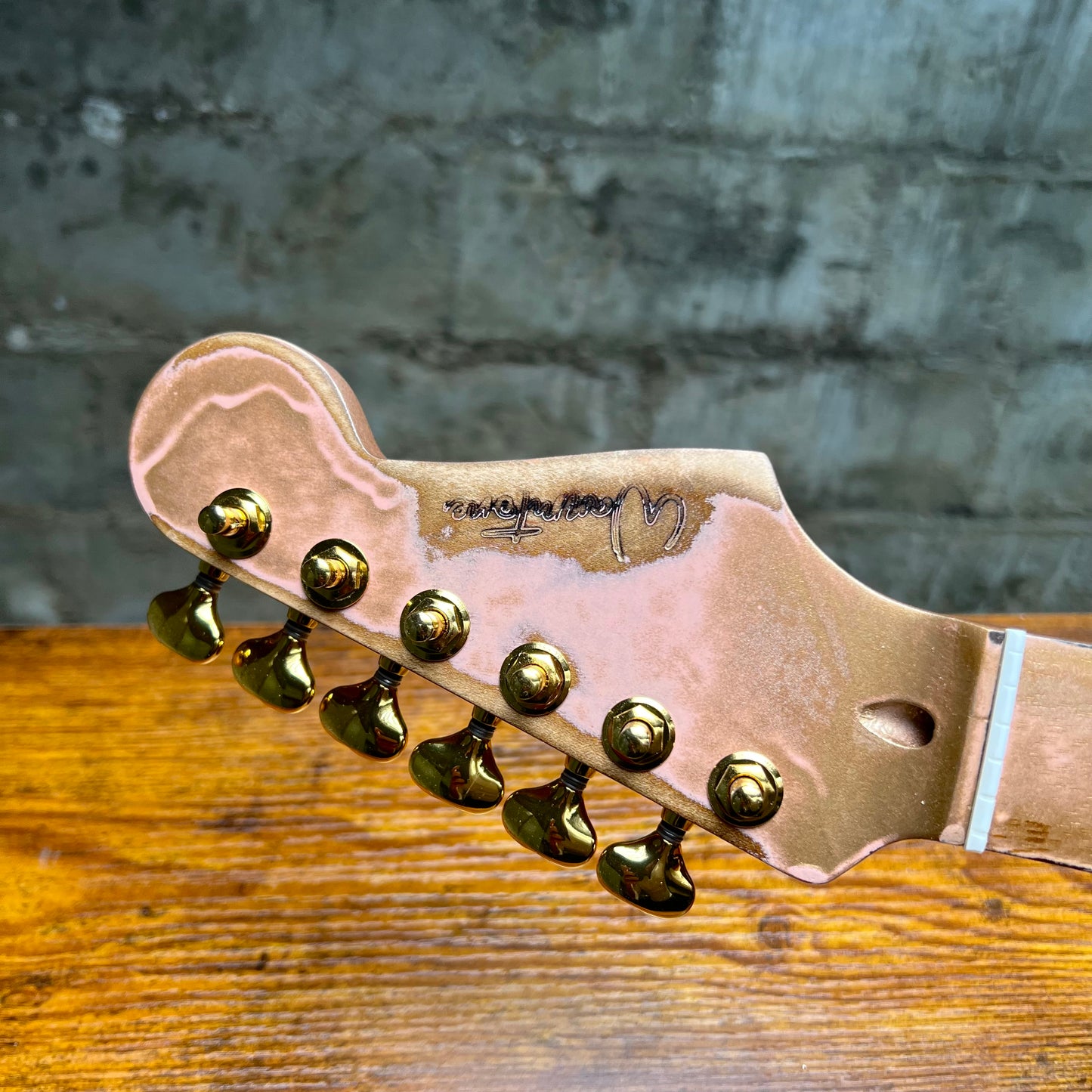 Warmtone Custom Guitars Strat Style Body & Neck W/ Case "Luxure" Nitro