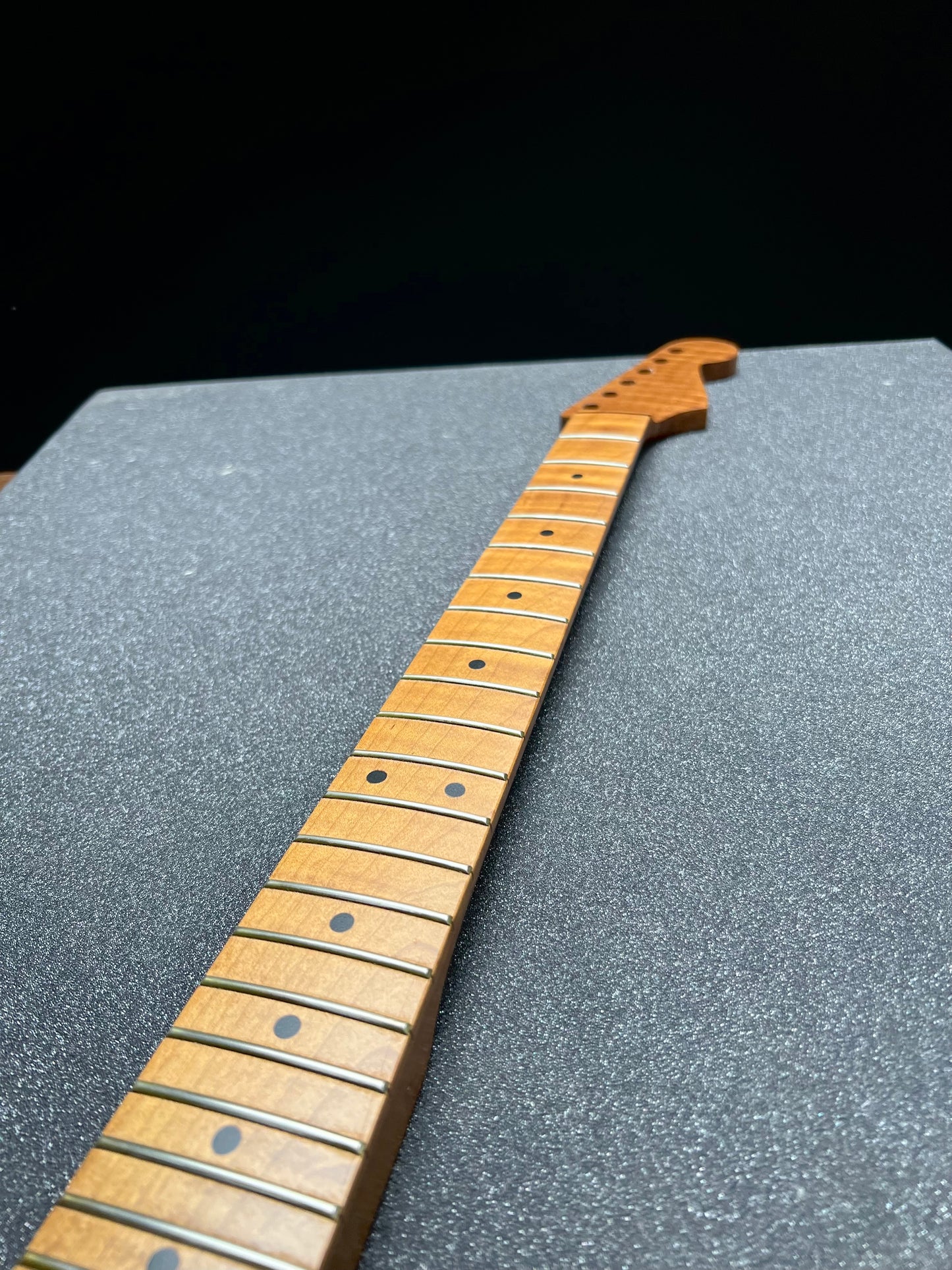 5a Roasted Flamed Maple St Style Neck #10 C Shape Satin 9.5 Radius