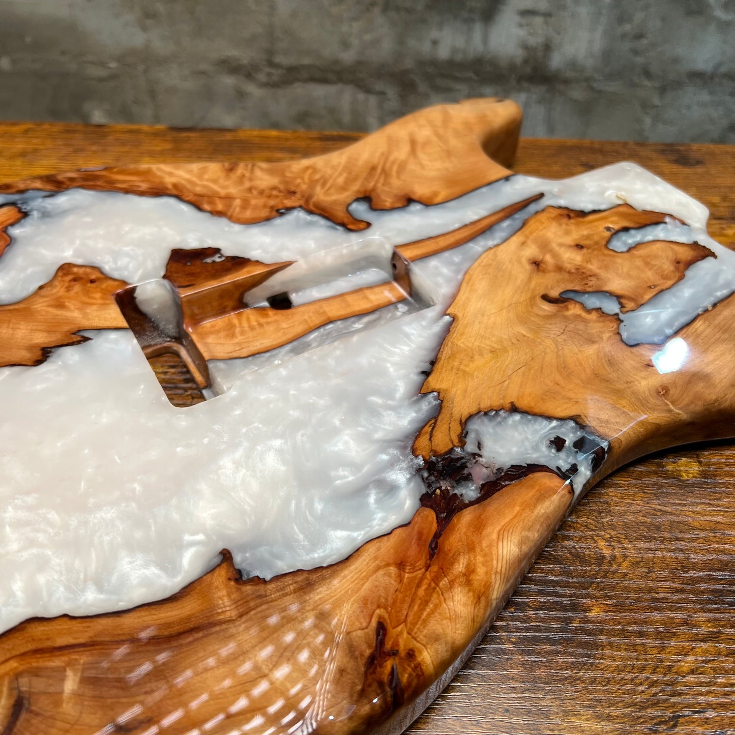 Warmtone Custom Guitars Strat Guitar Body “Mont Blanc” Resin Pour