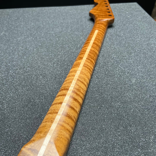 5a Roasted Flamed Maple St Style Neck #37 C Shape Semi Gloss Skunk Stripe