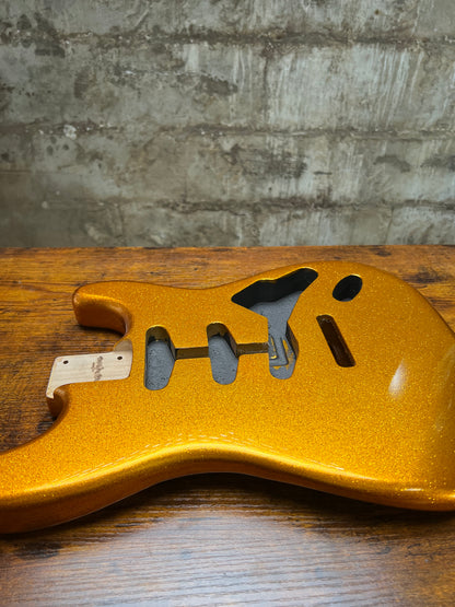 Warmtone CG Strat Guitar Body “Crazy Gold Sparkle”