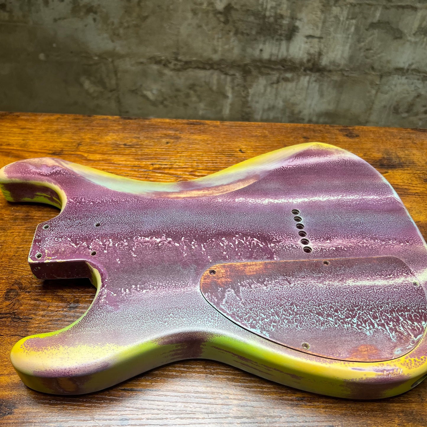 Warmtone Custom Guitars Strat Guitar Body Relic "Purple Stone” Nitro