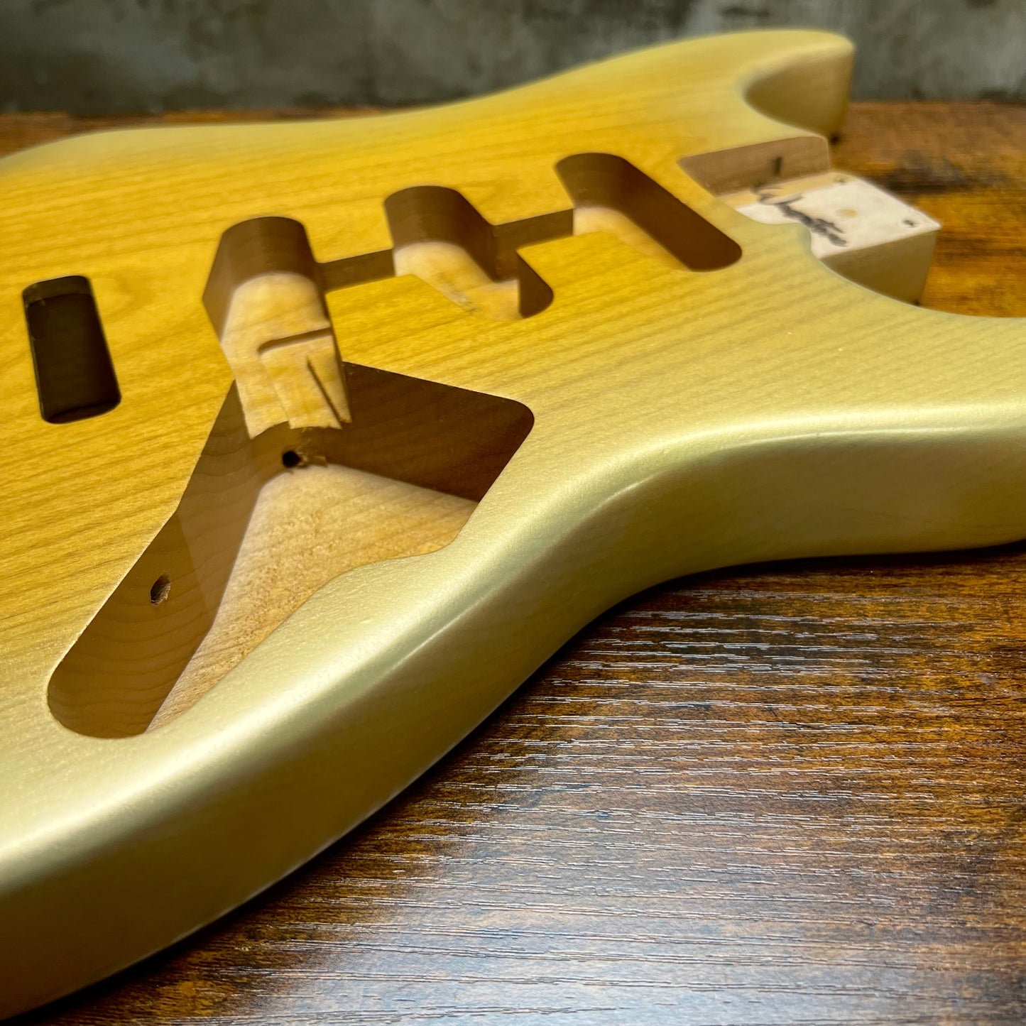 Warmtone CG 1 Piece Alder Strat Guitar Body “Desert Sand”