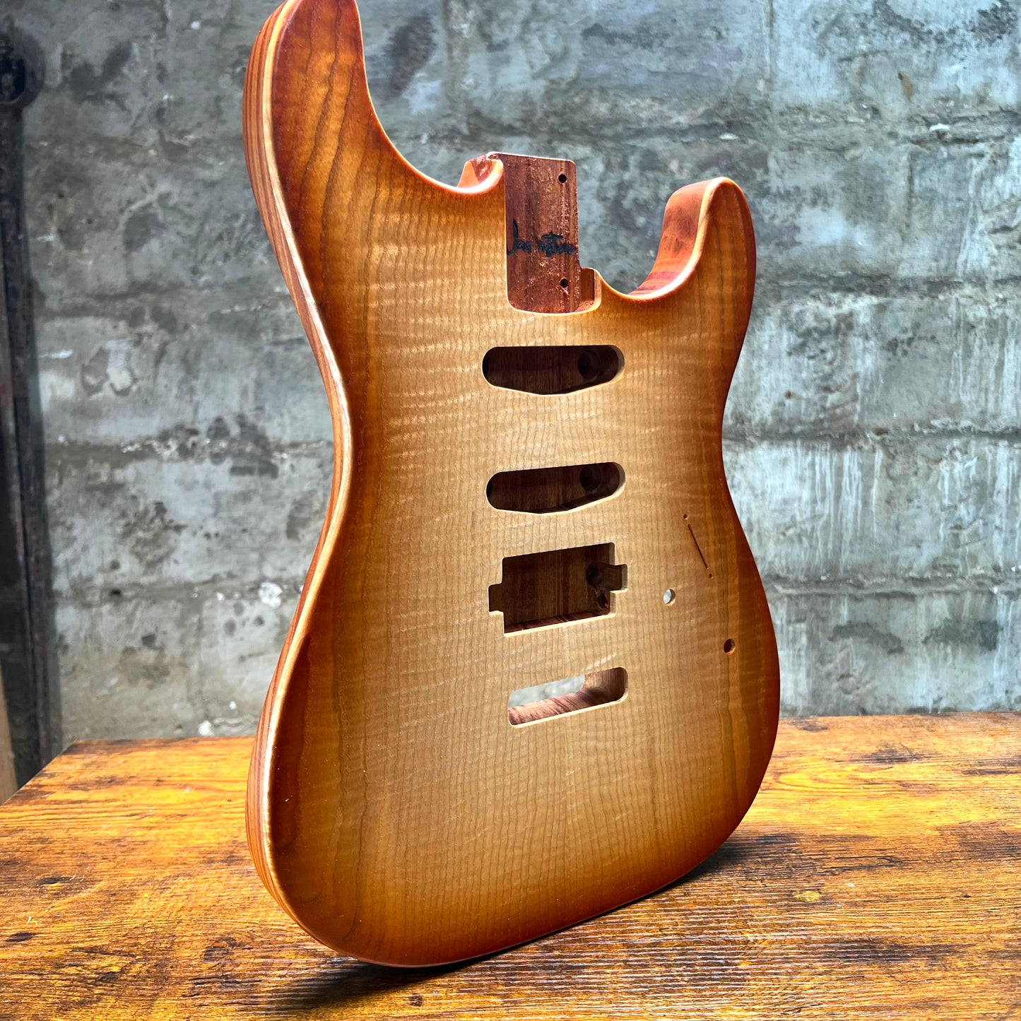 Warmtone CG Hss Strat Style Guitar Body Flamed Maple “Sunset” 3.7lbs