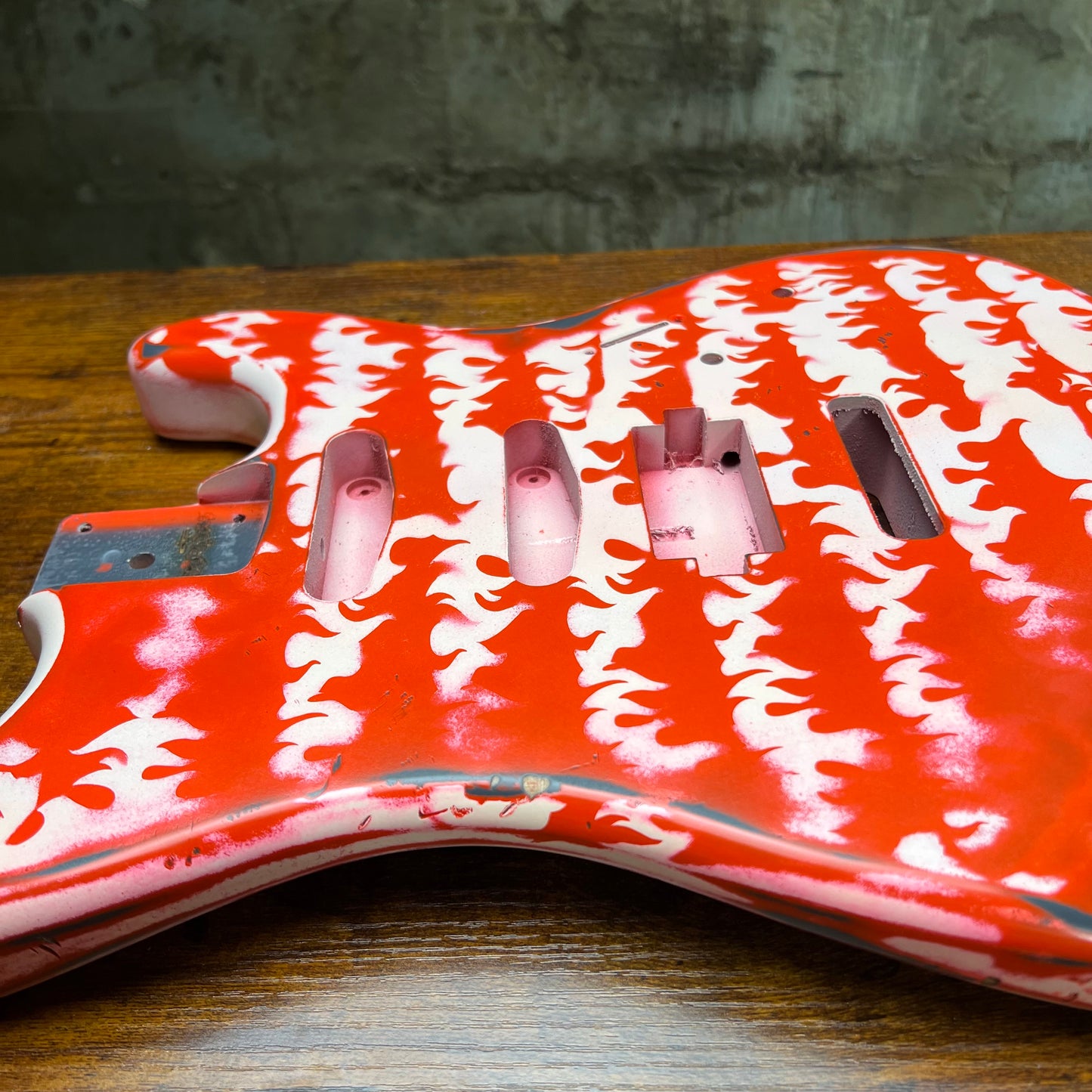 Warmtone Custom Guitars Strat Guitar Body Relic "Hot Flames”Nitro