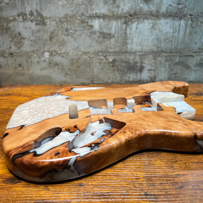 Warmtone Custom Guitars Strat Guitar Body “Mont Blanc” Resin Pour