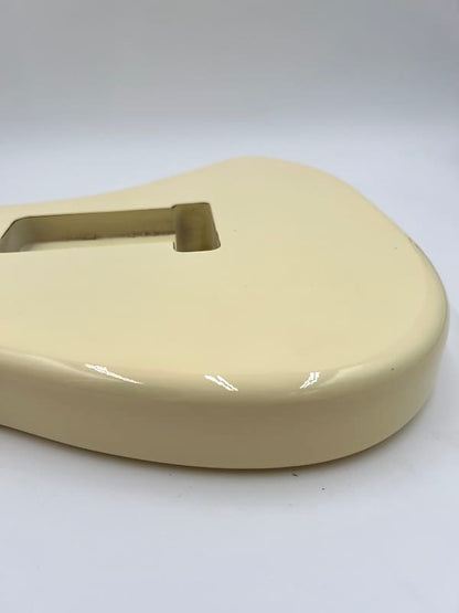 Warmtone Custom Guitars “Nitro Cream” Strat Body Nitro Finish