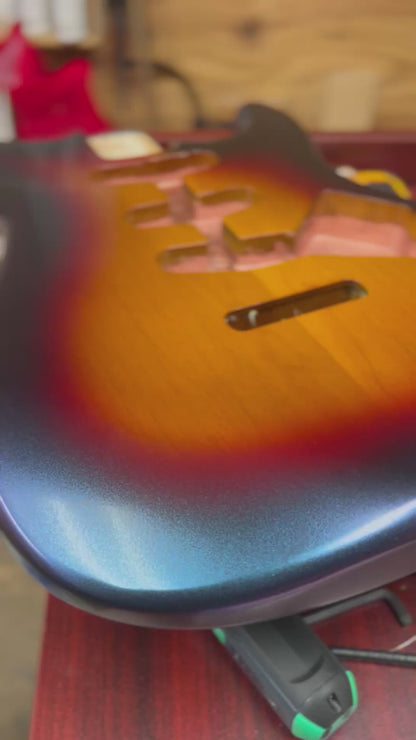 Warmtone Custom Guitars Strat Guitar Body “Colorshift Sunburst”