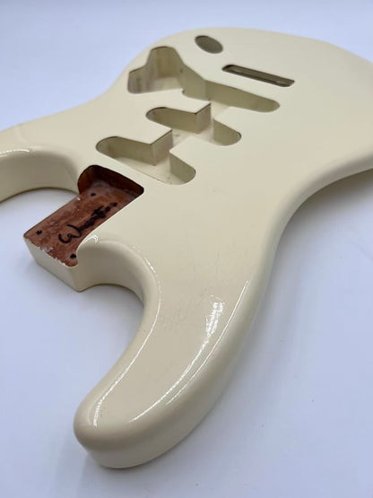 Warmtone Custom Guitars “Nitro Cream” Strat Body Nitro Finish